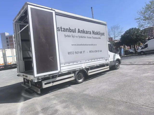 İstanbul Ankara Nakliyat temiz kamyon yan görüntü